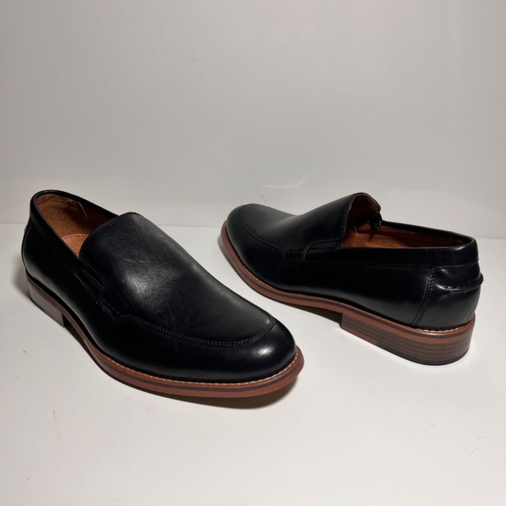 G.H. Bass & Co. Baxter Light Leather Slip-On Shoes - Picture 2 of 9